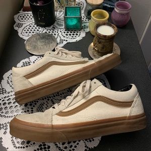 Cream Gum sole old skool vans